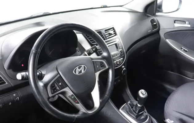 Hyundai Solaris, фото №5
