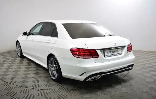 Mercedes-Benz E-Класс, фото №4