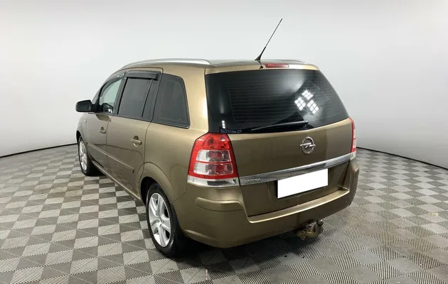Opel Zafira, фото №4