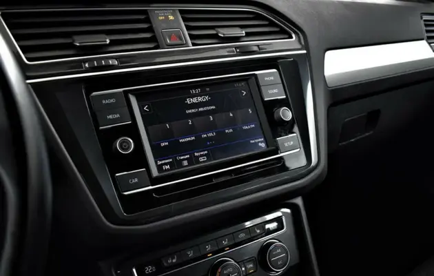 Volkswagen Tiguan, фото №11