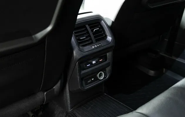 Volkswagen Tiguan, фото №10