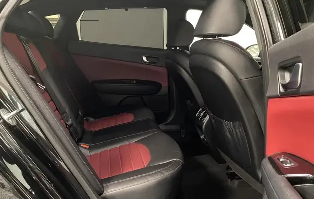 Kia Optima, фото №9