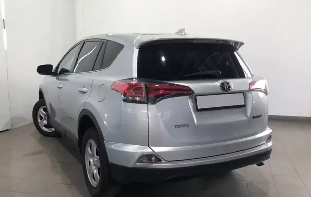 Toyota RAV4, фото №4