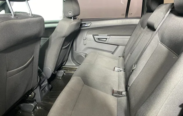 Opel Zafira, фото №8