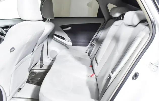 Toyota Prius, фото №10