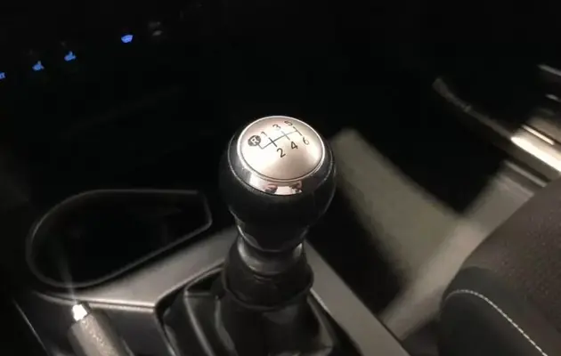 Toyota RAV4, фото №12