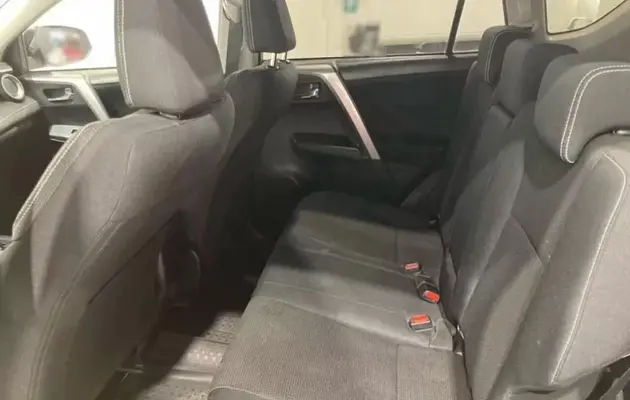 Toyota RAV4, фото №13