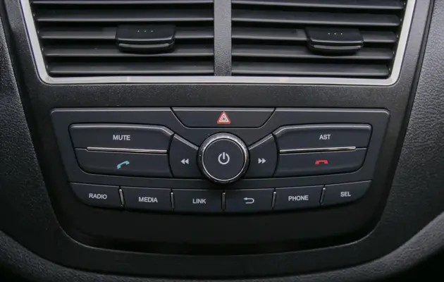 FAW Besturn X40, фото №12