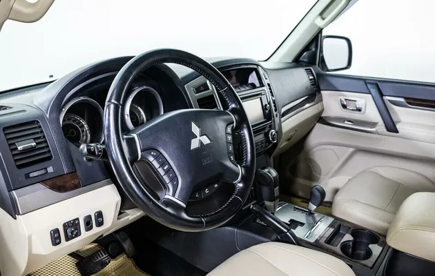 Mitsubishi Pajero, фото №6