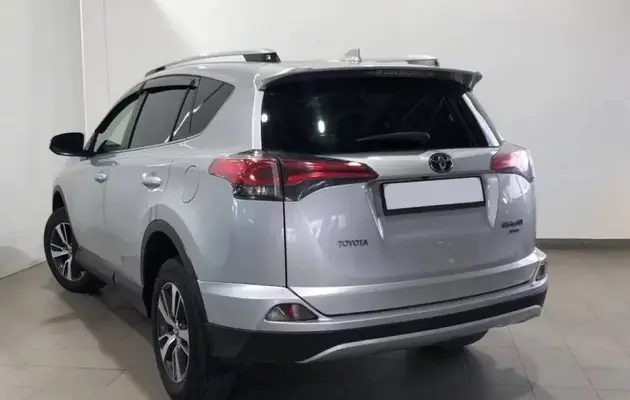 Toyota RAV4, фото №4