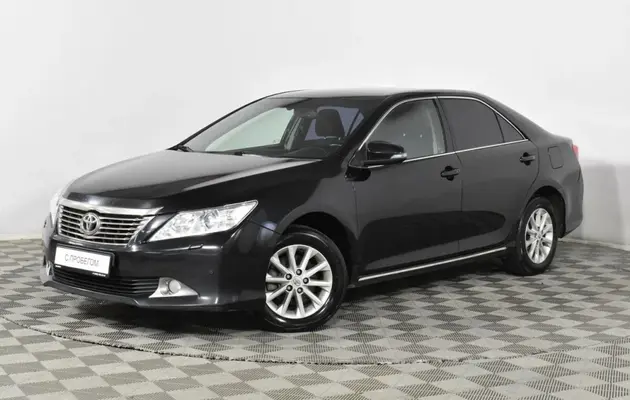 Toyota Camry, фото №1