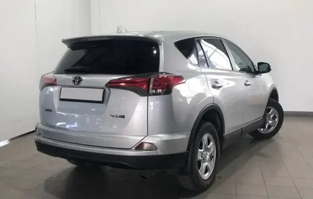 Toyota RAV4, фото №2
