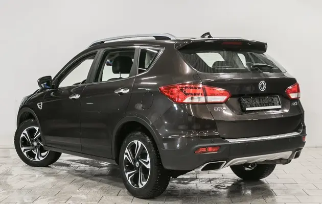 DongFeng AX7, фото №4