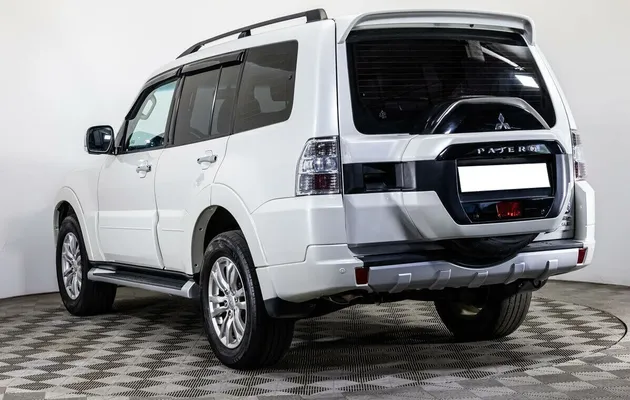 Mitsubishi Pajero, фото №4