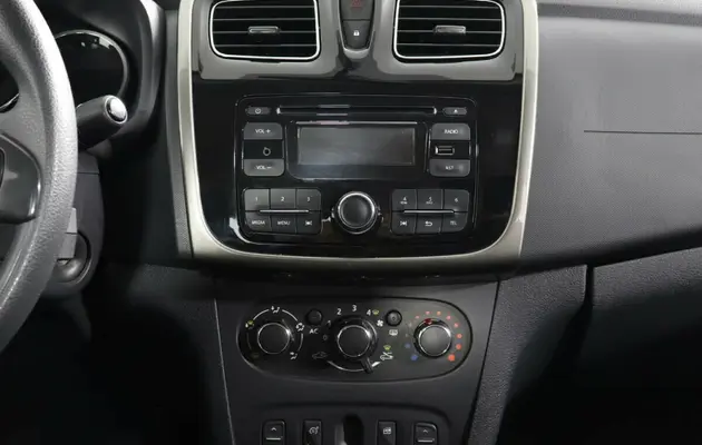 Renault Logan, фото №8