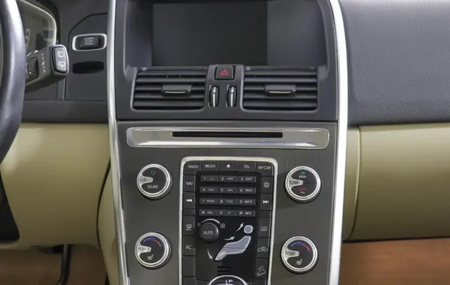 Volvo XC60, фото №8