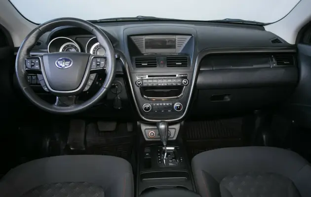 FAW Besturn X80, фото №5