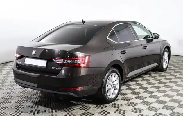 Skoda Superb, фото №2