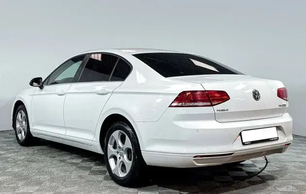 Volkswagen Passat, фото №4