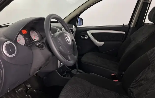 Renault Sandero, фото №8