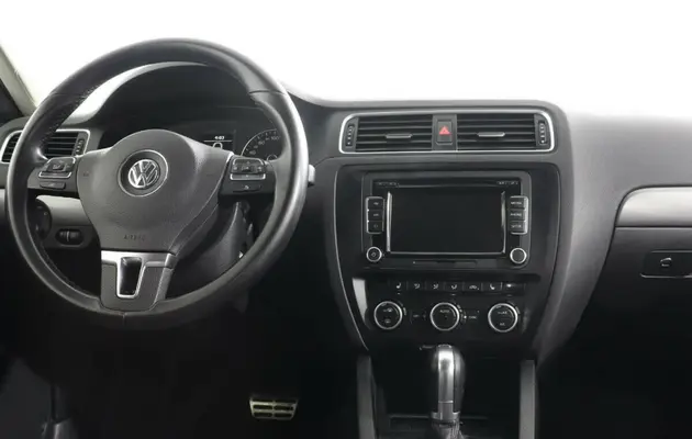 Volkswagen Jetta, фото №5