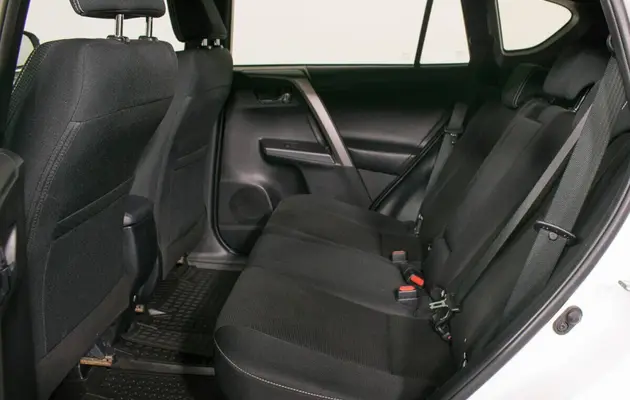 Toyota RAV4, фото №9