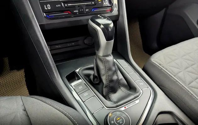 Volkswagen Tiguan, фото №9