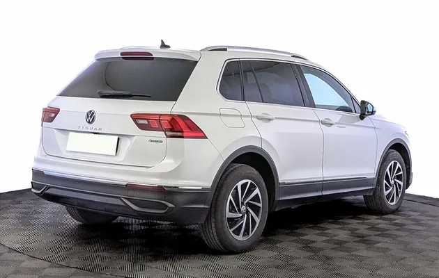 Volkswagen Tiguan, фото №2