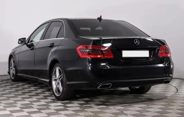 Mercedes-Benz E-Класс, фото №4