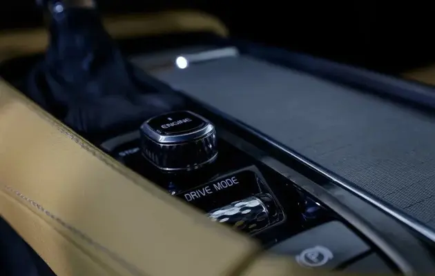 Volvo XC90, фото №15