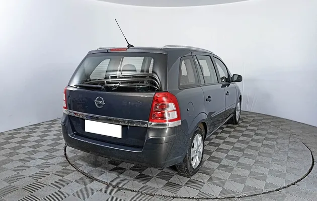 Opel Zafira, фото №2