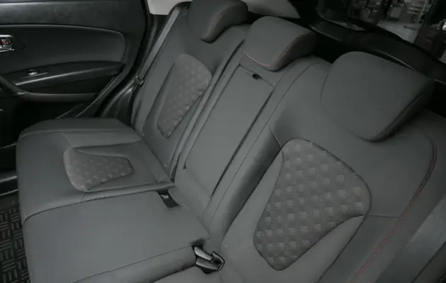 FAW Besturn X80, фото №7