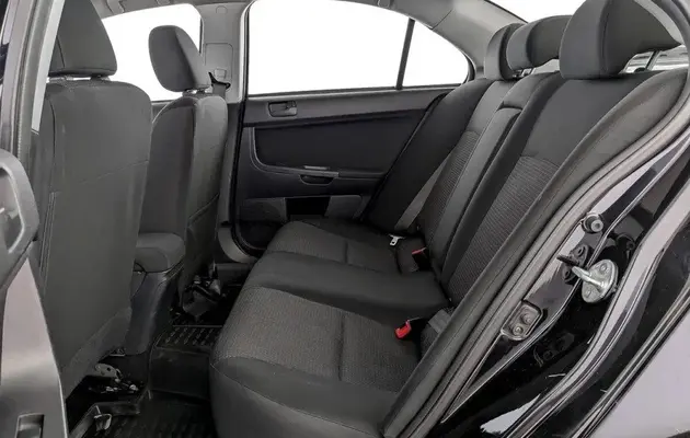 Mitsubishi Lancer, фото №10