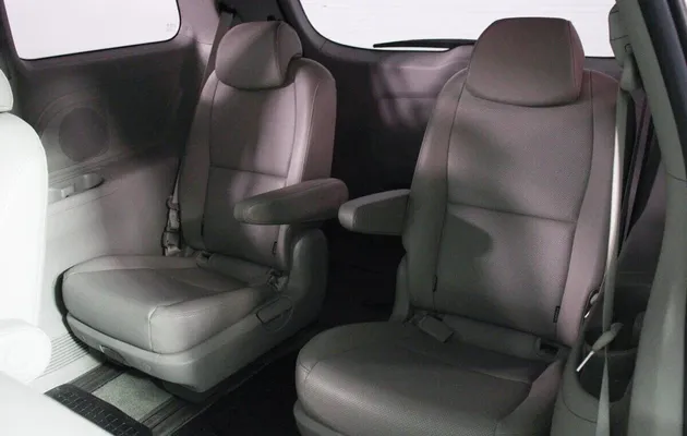 Kia Carnival, фото №10