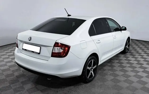 Skoda Rapid, фото №2