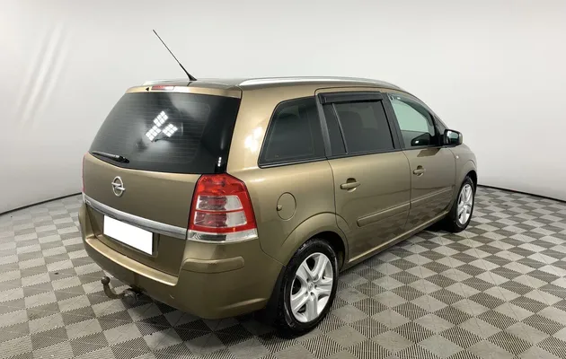 Opel Zafira, фото №2