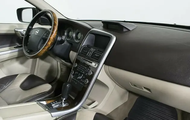 Volvo XC60, фото №8