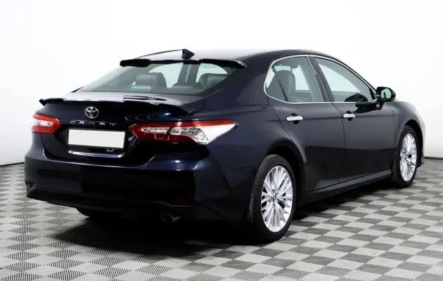 Toyota Camry, фото №2