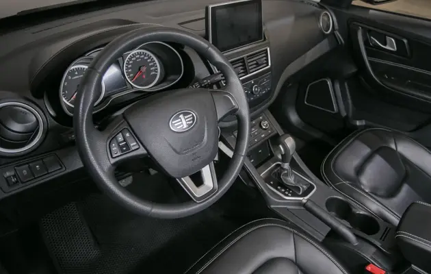 FAW Besturn X40, фото №5