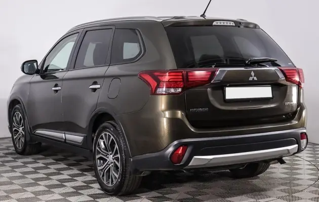 Mitsubishi Outlander, фото №4