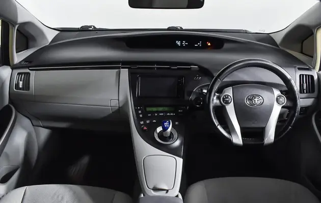 Toyota Prius, фото №7