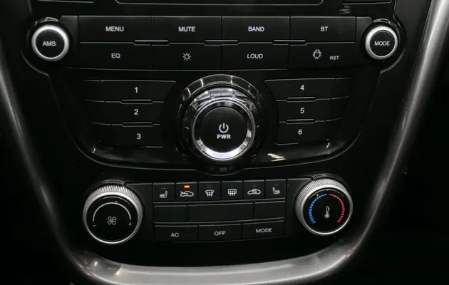 FAW Besturn X80, фото №9