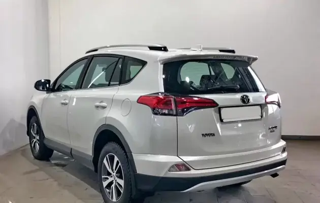 Toyota RAV4, фото №4
