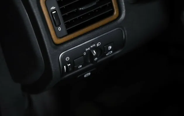 Volvo XC70, фото №9