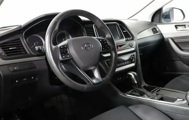 Hyundai Sonata, фото №12