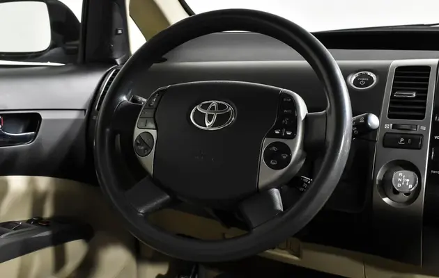 Toyota Prius, фото №6
