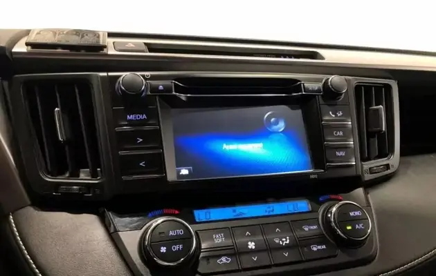 Toyota RAV4, фото №11