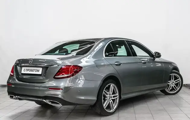 Mercedes-Benz E-Класс, фото №2