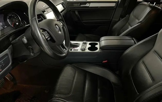 Volkswagen Touareg, фото №6