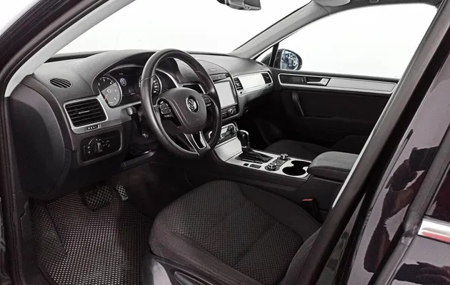 Volkswagen Touareg, фото №7